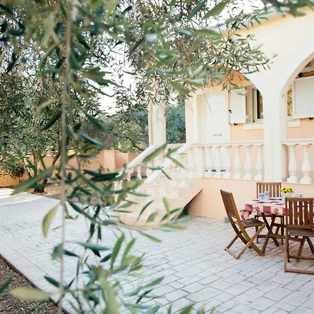 Beachfront In Corfu * Halikounas