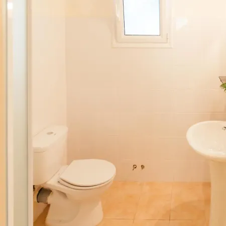 Beachfront In Corfu アパート Halikounas