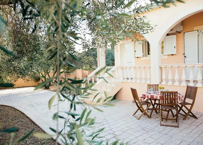 Beachfront In Corfu * Halikounas